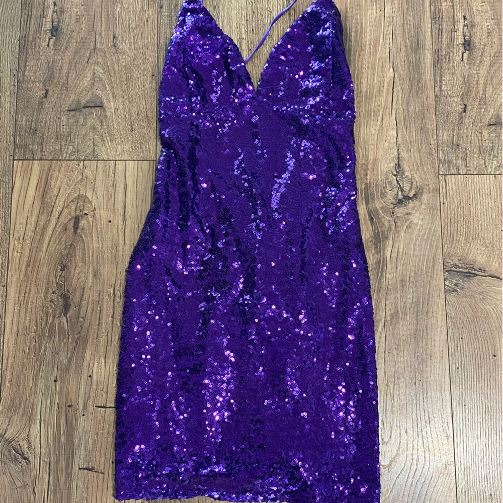 Lucy in the sky mini dress. Like new worn once. Medium but fits like a small